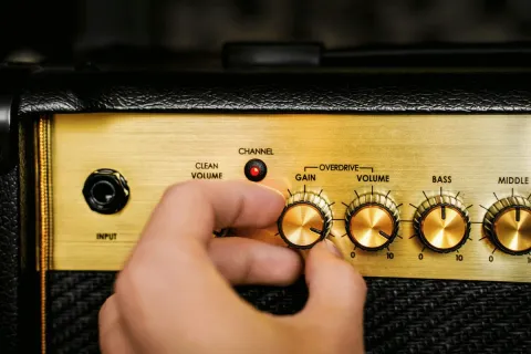 Quelles sont les causes probables des acouphènes ?